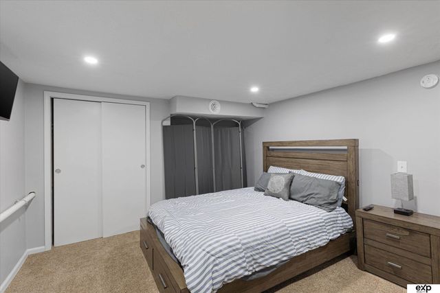 1414 N 30th Street, Omaha, NE 68131