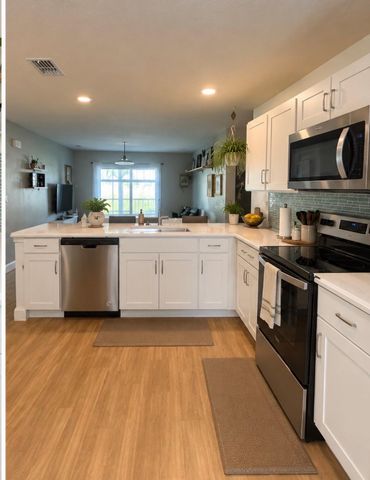2301 SE SURREY Place, Port St. Lucie, Port St Lucie, FL 34952