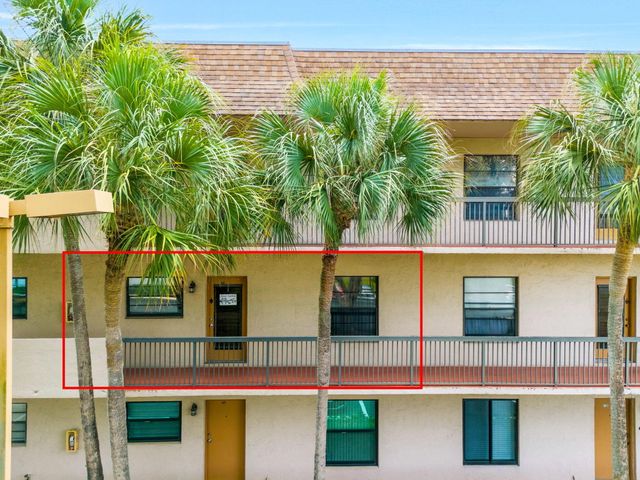 6095 N Sabal Palm Boulevard 207, Tamarac, FL 33319
