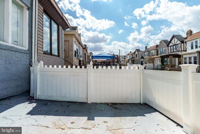 4735 TAMPA ST, Philadelphia, PA 19120