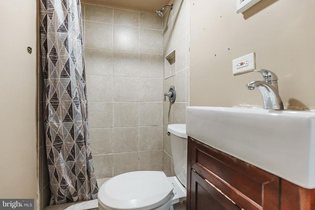 4735 TAMPA ST, Philadelphia, PA 19120