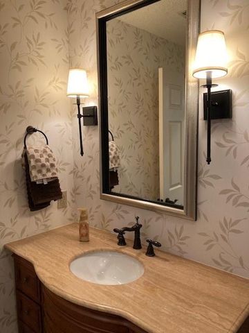 1800 Clairmont Lake A428, Decatur, GA 30033