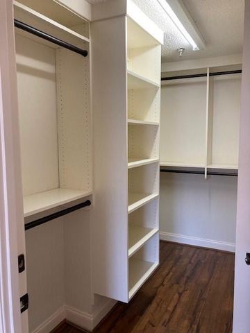 1800 Clairmont Lake A428, Decatur, GA 30033