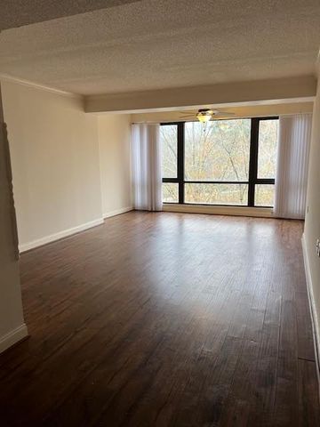 1800 Clairmont Lake A428, Decatur, GA 30033