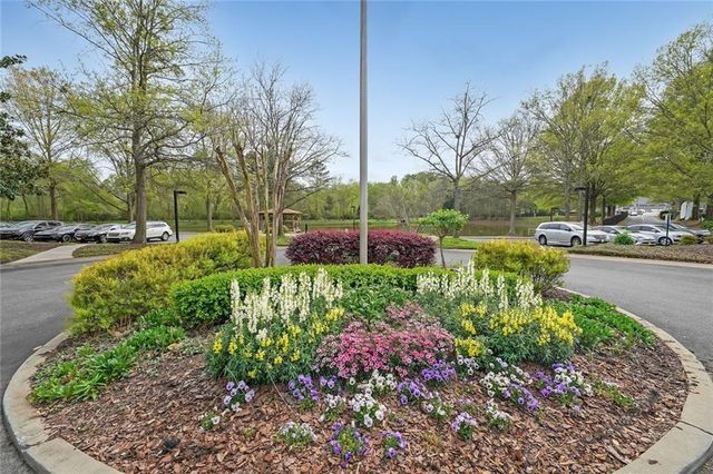 1800 Clairmont Lake A428, Decatur, GA 30033