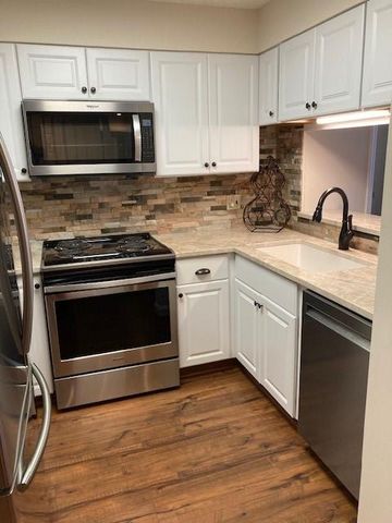 1800 Clairmont Lake A428, Decatur, GA 30033