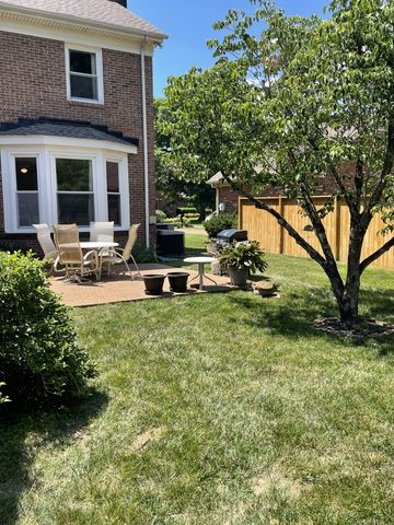 1505 Holmes Cir, Franklin, TN 37064