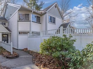 41 Winding Brook Drive, South Burlington, VT 05403