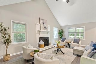 8201 Meandering LN, North, VA 23128