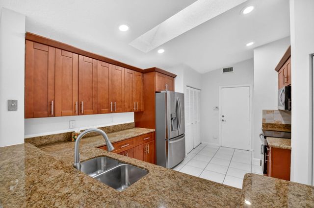 6345 Coral Reef Terrace, Boynton Beach, FL 33437