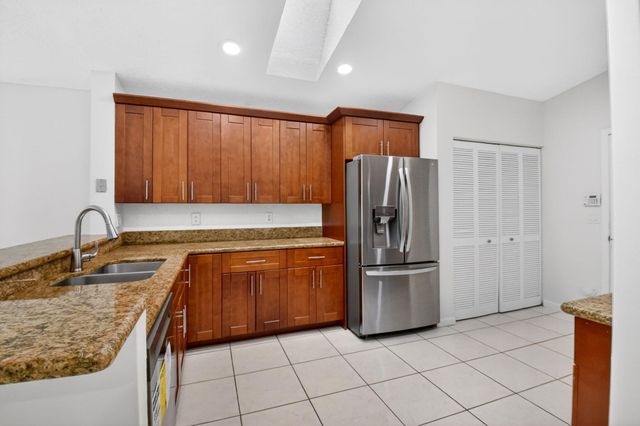 6345 Coral Reef Terrace, Boynton Beach, FL 33437