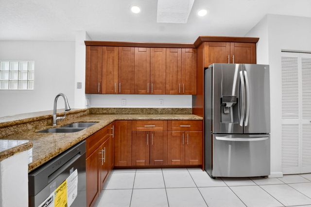 6345 Coral Reef Terrace, Boynton Beach, FL 33437