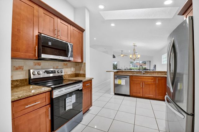 6345 Coral Reef Terrace, Boynton Beach, FL 33437