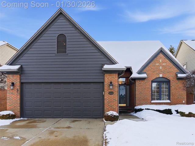43579 Inglenook Court 38, Sterling Heights, MI 48314