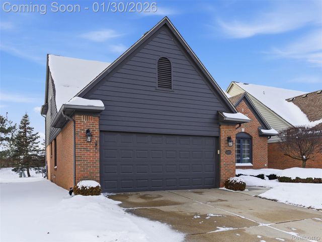 43579 Inglenook Court 38, Sterling Heights, MI 48314