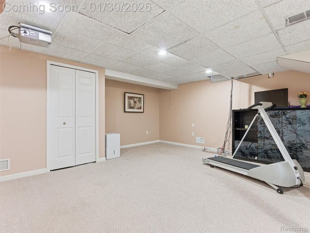 43579 Inglenook Court 38, Sterling Heights, MI 48314