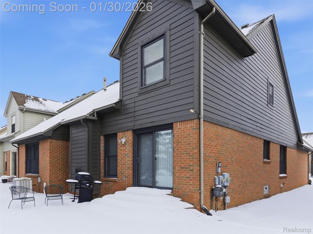 43579 Inglenook Court 38, Sterling Heights, MI 48314