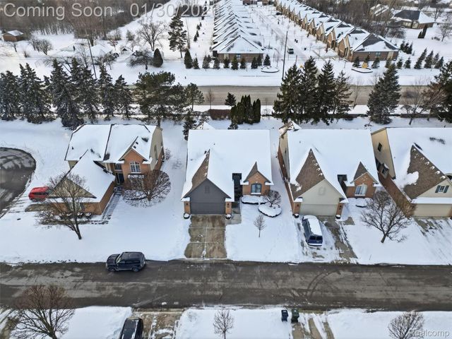 43579 Inglenook Court 38, Sterling Heights, MI 48314