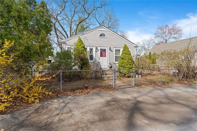 75 Northup Street, Warwick, RI 02889