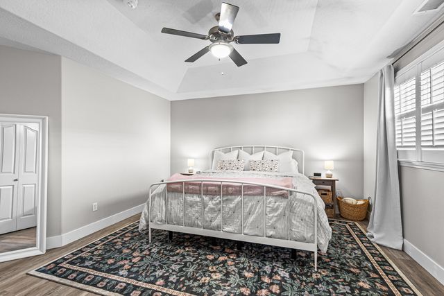 981 Garden Springs Circle, Medford, OR 97504