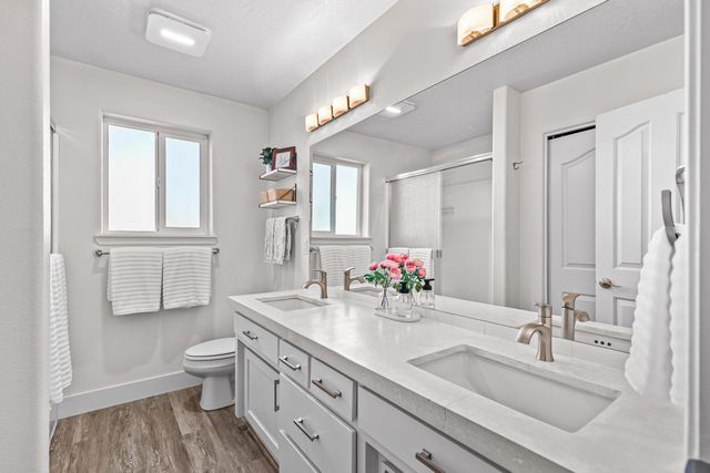 981 Garden Springs Circle, Medford, OR 97504