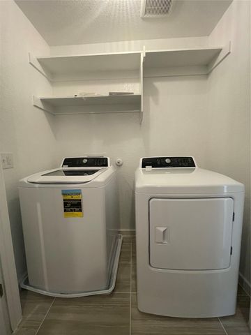 7201 Grenadine Bloom BND A, Del Valle, TX 78617