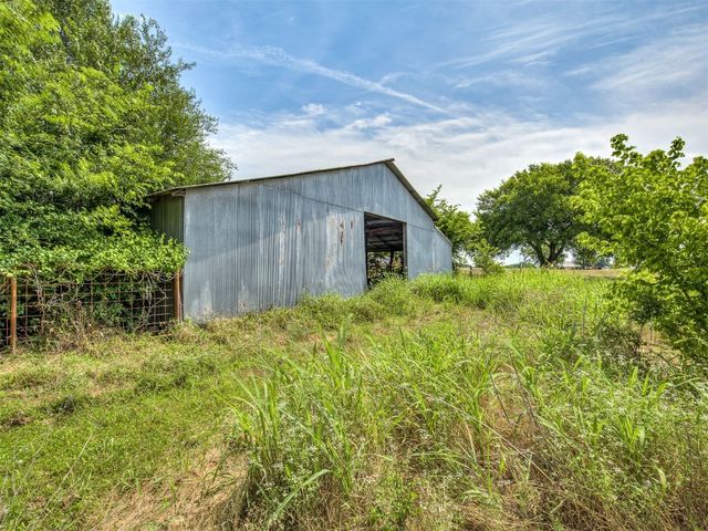 355370 E 970 Road, Sparks, OK 74869