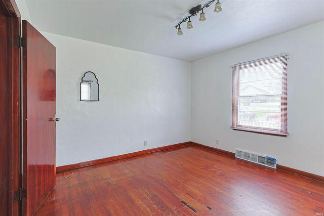 1850 Johnson Street, South Bend, IN 46628