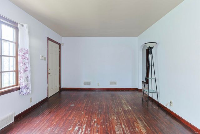 1850 Johnson Street, South Bend, IN 46628