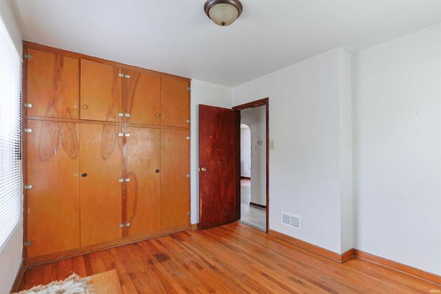 1850 Johnson Street, South Bend, IN 46628