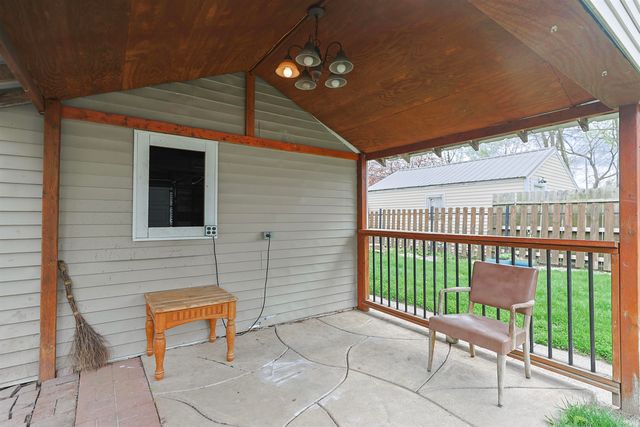 1850 Johnson Street, South Bend, IN 46628