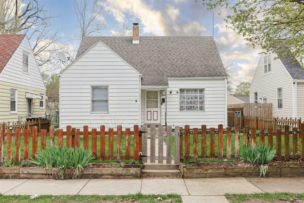 1850 Johnson Street, South Bend, IN 46628