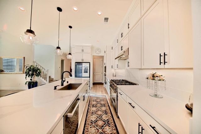 2931 Granger St, Tracy, CA 95377