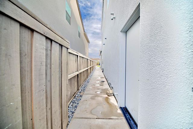 2931 Granger St, Tracy, CA 95377