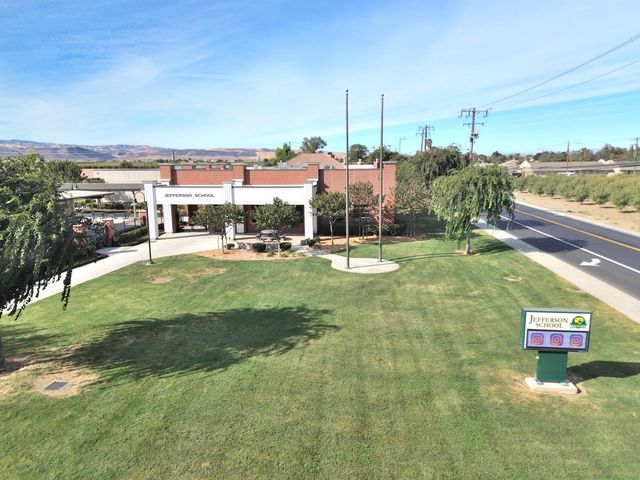 2931 Granger St, Tracy, CA 95377