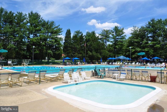 5236 AMPTHILL DR, Alexandria, VA 22312