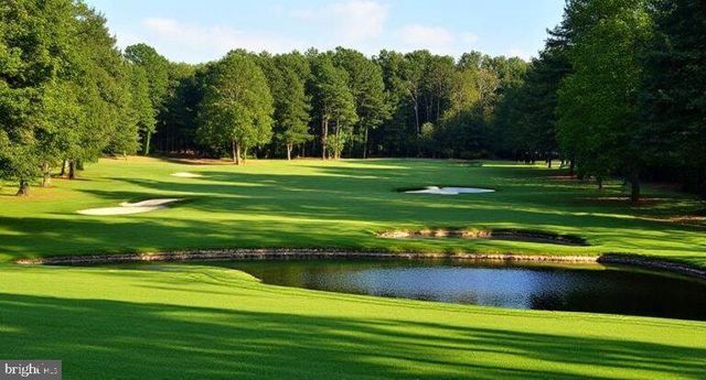 5236 AMPTHILL DR, Alexandria, VA 22312