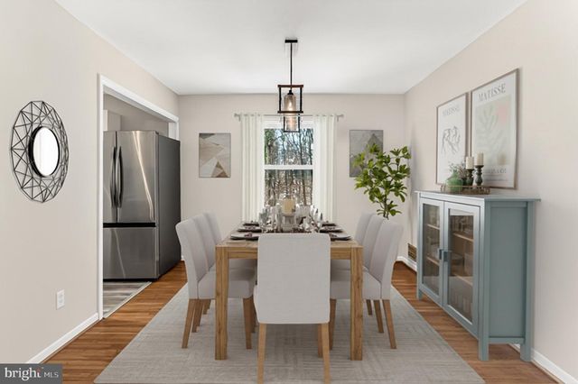 5236 AMPTHILL DR, Alexandria, VA 22312