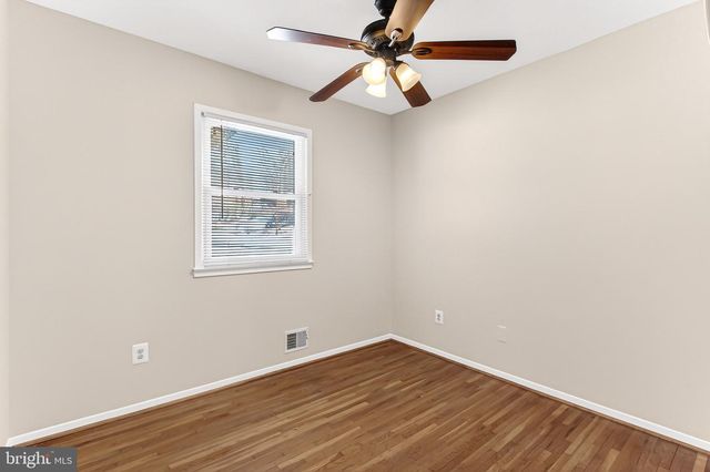 5236 AMPTHILL DR, Alexandria, VA 22312