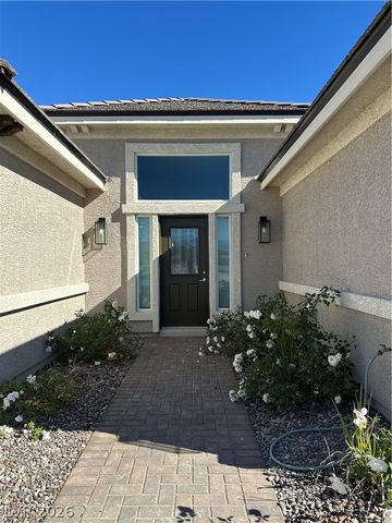 2570 Apricot Lane, Las Vegas, NV 89108