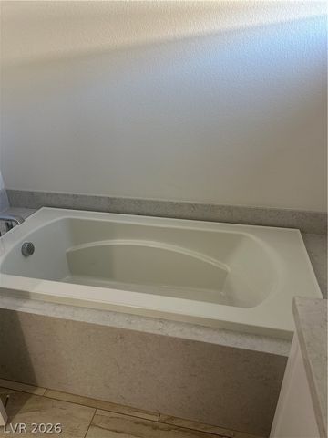 2570 Apricot Lane, Las Vegas, NV 89108