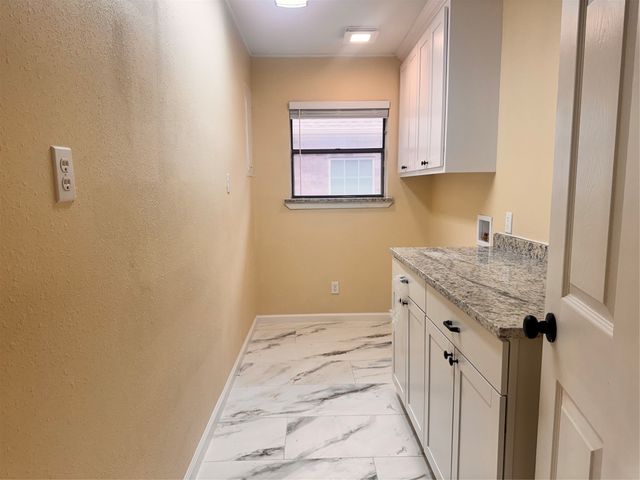 914 W Hunt Street, Sherman, TX 75092