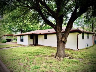 914 W Hunt Street, Sherman, TX 75092