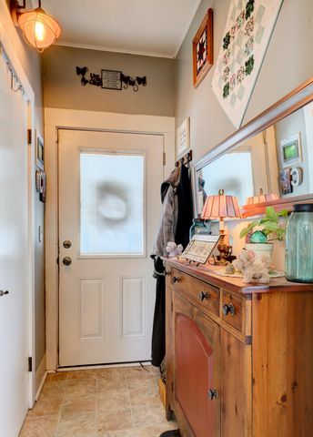 1389 W Laketon Avenue, Muskegon City, MI 49441