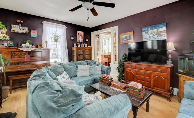 1389 W Laketon Avenue, Muskegon City, MI 49441