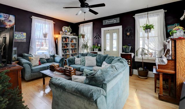 1389 W Laketon Avenue, Muskegon City, MI 49441