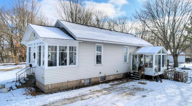 1389 W Laketon Avenue, Muskegon City, MI 49441