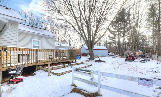 1389 W Laketon Avenue, Muskegon City, MI 49441