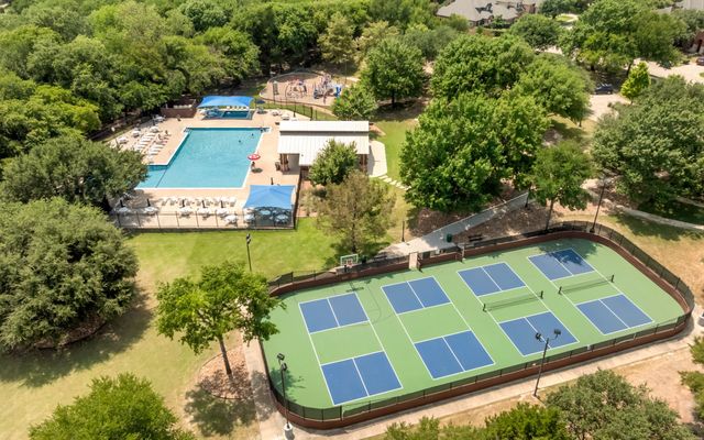 1708 Chessington Lane, Mckinney, TX 75072