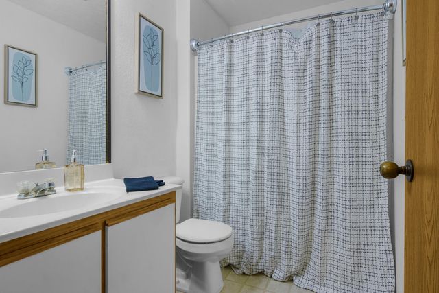 3799 Vale Drive, East Bay Twp, MI 49686